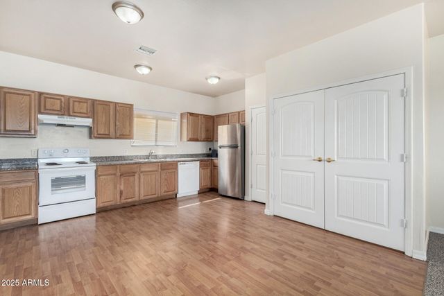 8131 W SERENA Drive, Arizona City, AZ 85123