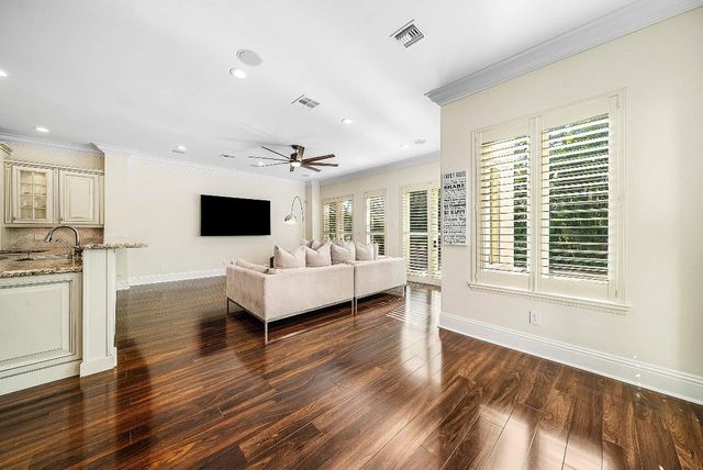 398 NE 7th Street, Boca Raton, FL 33432