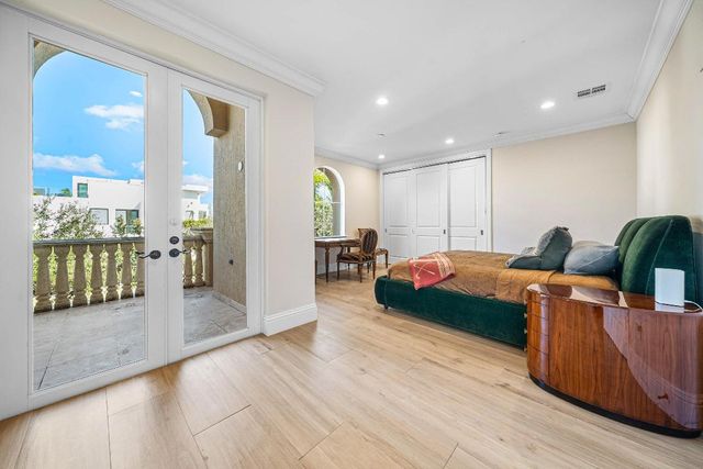 398 NE 7th Street, Boca Raton, FL 33432