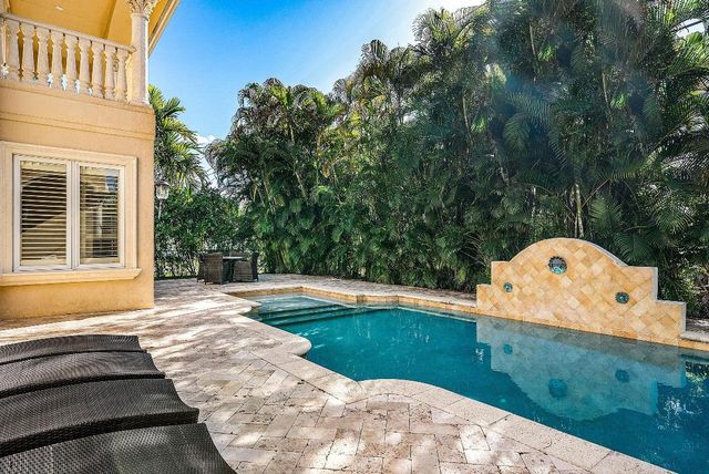 398 NE 7th Street, Boca Raton, FL 33432