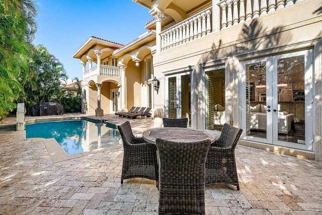 398 NE 7th Street, Boca Raton, FL 33432