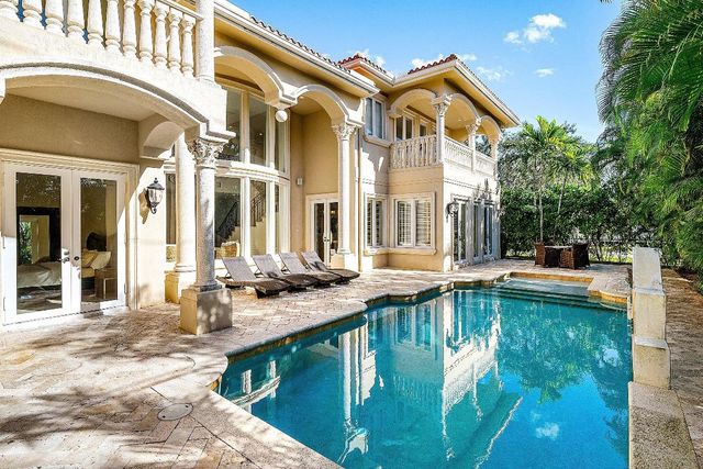 398 NE 7th Street, Boca Raton, FL 33432