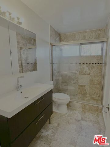 9221 Charleville Boulevard B, Beverly Hills, CA 90212