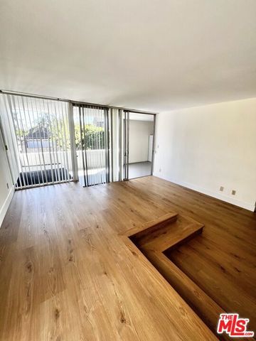 9221 Charleville Boulevard B, Beverly Hills, CA 90212