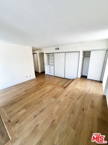 9221 Charleville Boulevard B, Beverly Hills, CA 90212