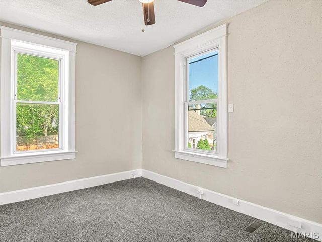 516 Survey Street, Belleville, IL 62220