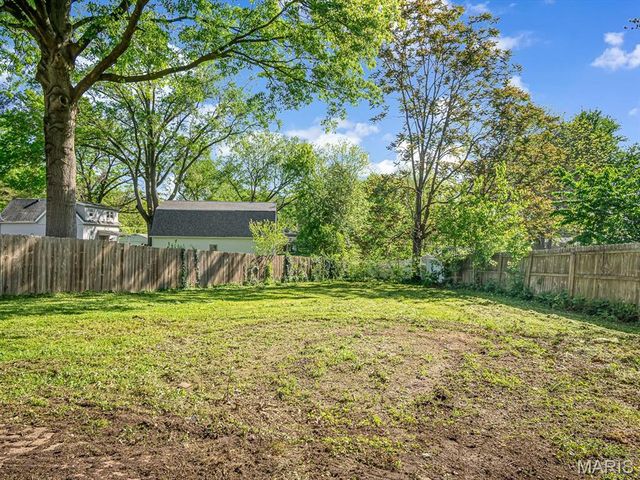 516 Survey Street, Belleville, IL 62220
