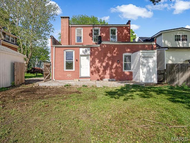 516 Survey Street, Belleville, IL 62220