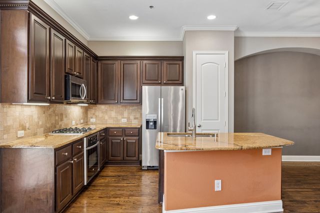 5753 Lois Lane, Plano, TX 75024