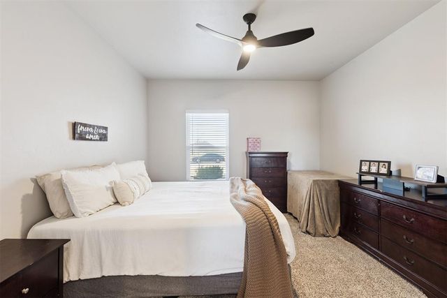 12629 Florence Lane, Yukon, OK 73099