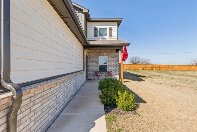 12629 Florence Lane, Yukon, OK 73099