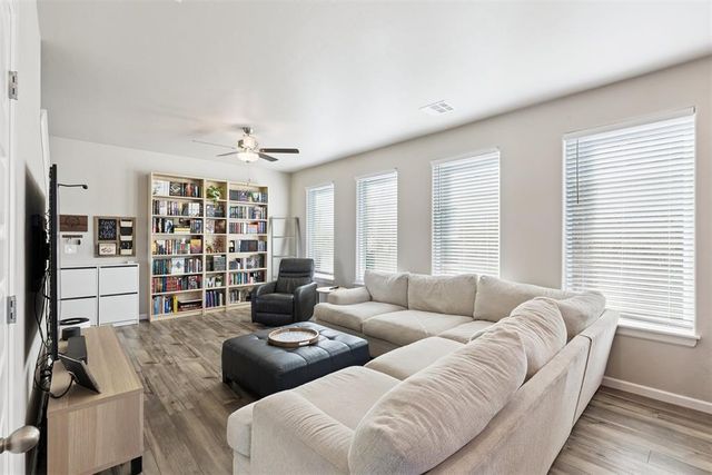 12629 Florence Lane, Yukon, OK 73099