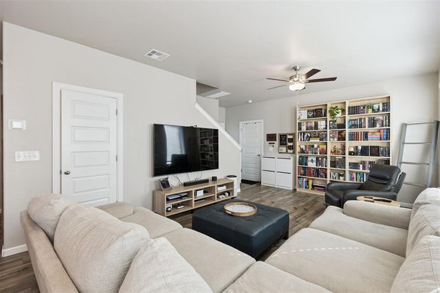 12629 Florence Lane, Yukon, OK 73099