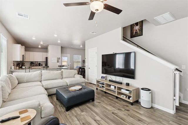 12629 Florence Lane, Yukon, OK 73099