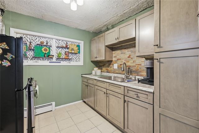 15 Claire Shore, East Providence, RI 02915