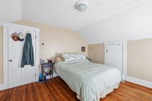 15 Claire Shore, East Providence, RI 02915