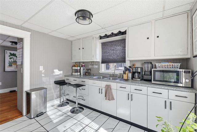 15 Claire Shore, East Providence, RI 02915