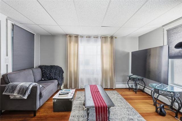 15 Claire Shore, East Providence, RI 02915