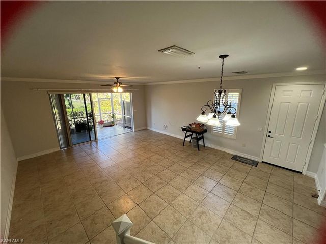 884 Hampton CIR 159, Naples, FL 34105