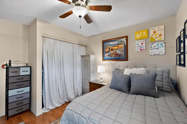 1225 Willys Knight Drive NE, Albuquerque, NM 87112