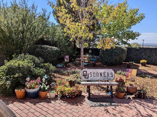 1225 Willys Knight Drive NE, Albuquerque, NM 87112