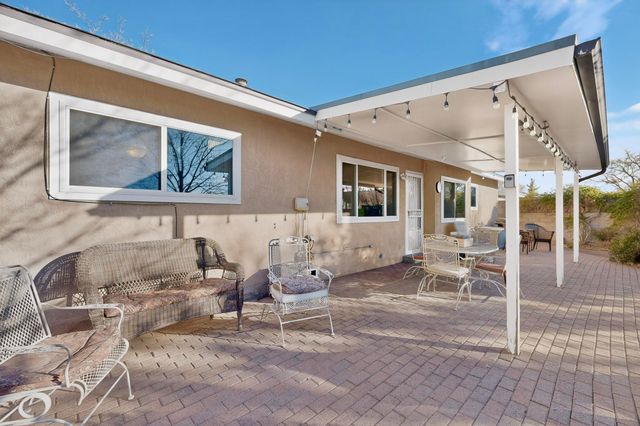 1225 Willys Knight Drive NE, Albuquerque, NM 87112