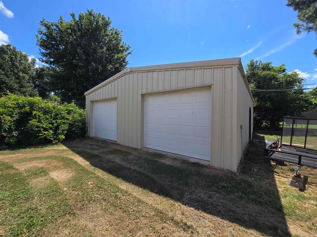 733 Smith Ave, Trumann, AR 72472