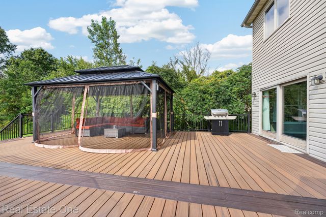39755 Willow Road, Sumpter Township, MI 48164