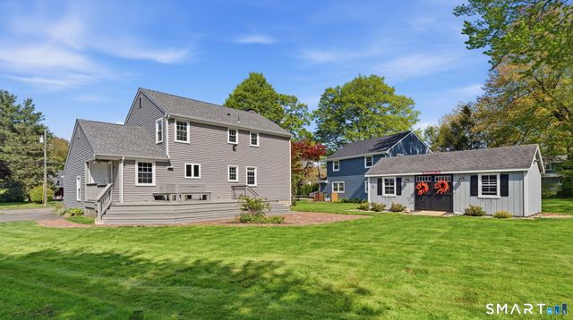 32 Meadowgate Street, Wethersfield, CT 06109