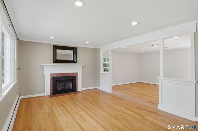 32 Meadowgate Street, Wethersfield, CT 06109