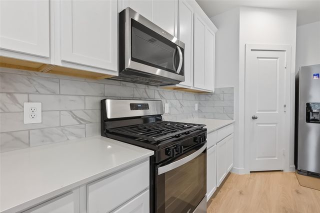 3903 Dodington Ash Drive, Fulshear, TX 77441