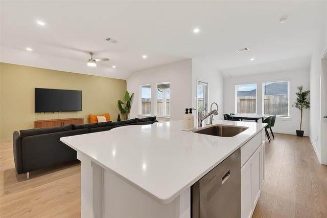 3903 Dodington Ash Drive, Fulshear, TX 77441