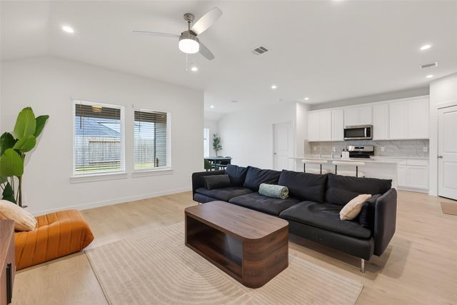 3903 Dodington Ash Drive, Fulshear, TX 77441