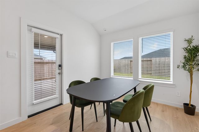 3903 Dodington Ash Drive, Fulshear, TX 77441