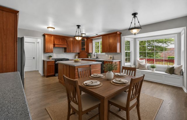 8415 Country Club Lane, Orland Park, IL 60462