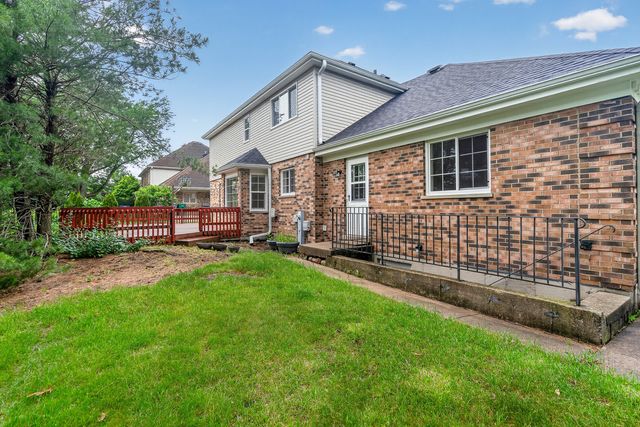 8415 Country Club Lane, Orland Park, IL 60462