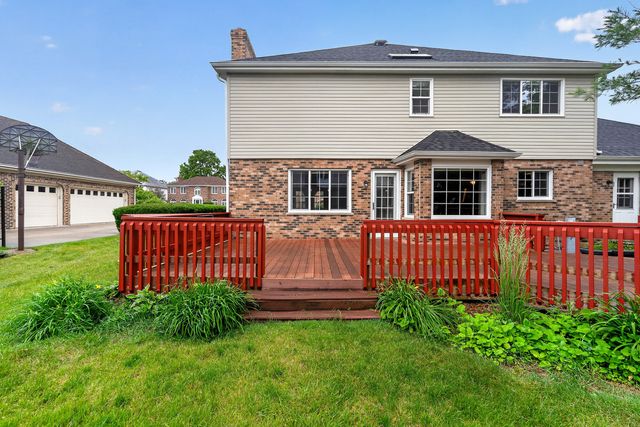 8415 Country Club Lane, Orland Park, IL 60462