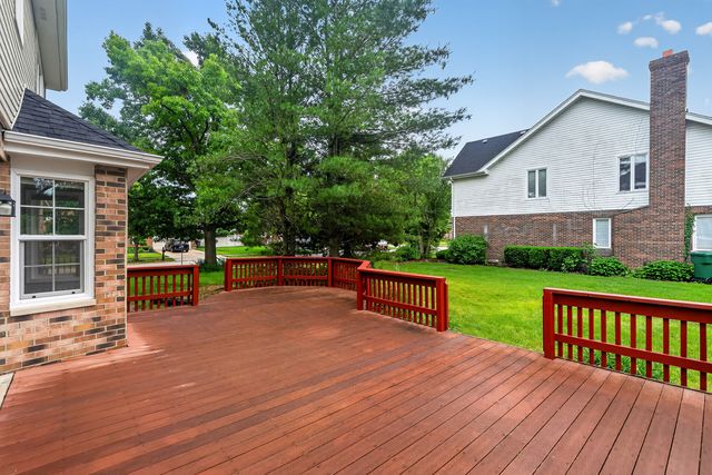 8415 Country Club Lane, Orland Park, IL 60462