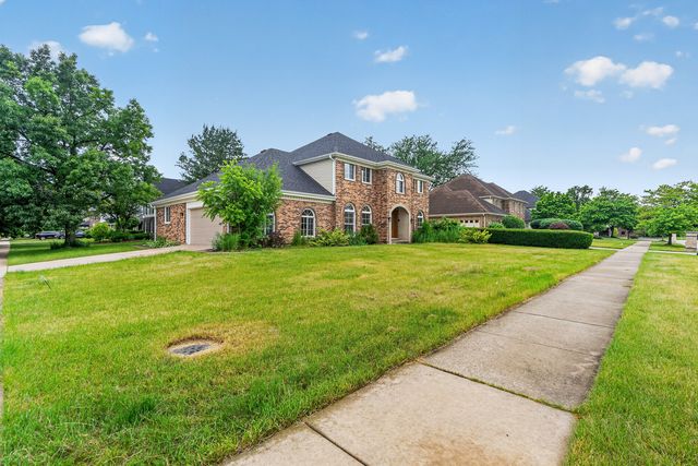 8415 Country Club Lane, Orland Park, IL 60462