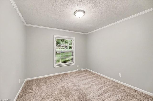 5021 Eastwin Drive, Winston-salem, NC 27104