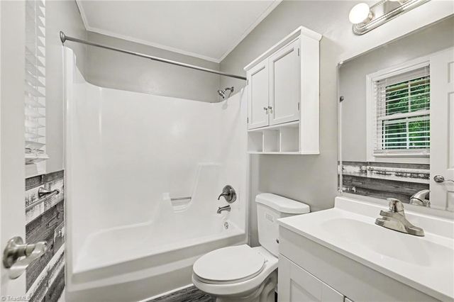 5021 Eastwin Drive, Winston-salem, NC 27104