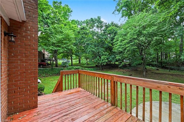 5021 Eastwin Drive, Winston-salem, NC 27104