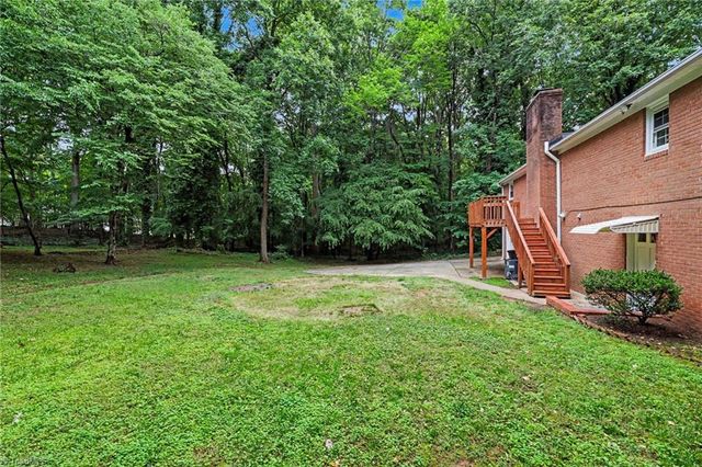5021 Eastwin Drive, Winston-salem, NC 27104
