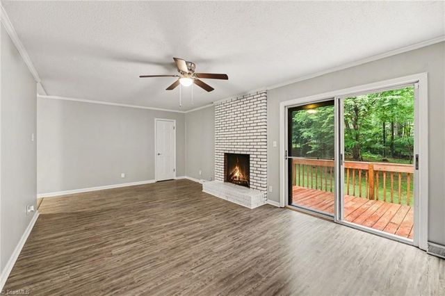 5021 Eastwin Drive, Winston-salem, NC 27104