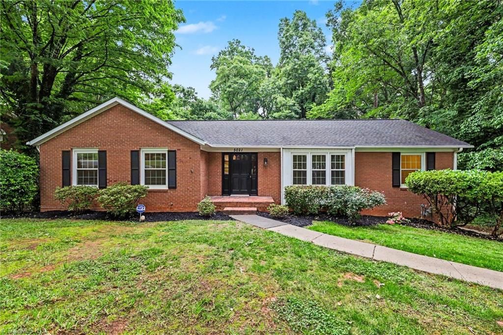 5021 Eastwin Drive, Winston-salem, NC 27104