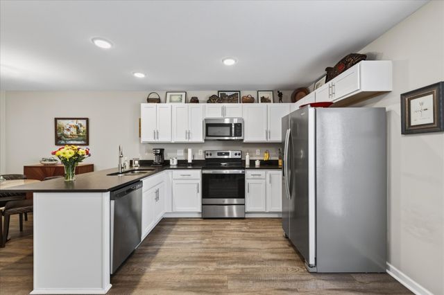 223 Woodland Valley Ln, Clarksville, TN 37040
