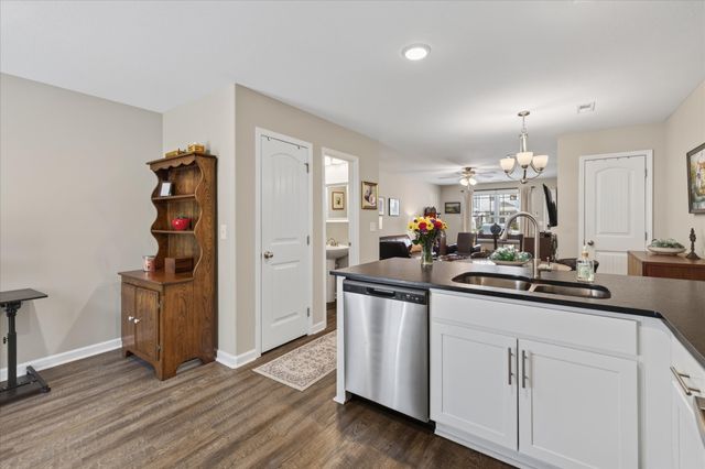 223 Woodland Valley Ln, Clarksville, TN 37040