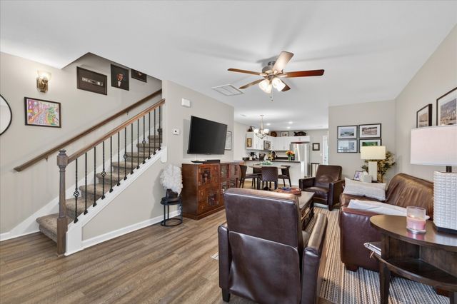 223 Woodland Valley Ln, Clarksville, TN 37040