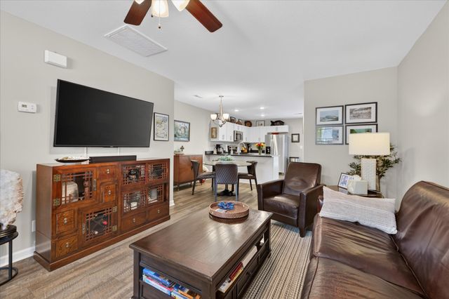 223 Woodland Valley Ln, Clarksville, TN 37040