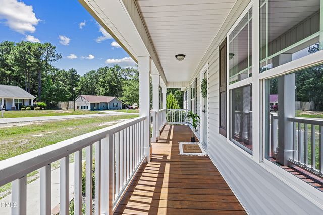 328 Barewood Drive, Four Oaks, NC 27524